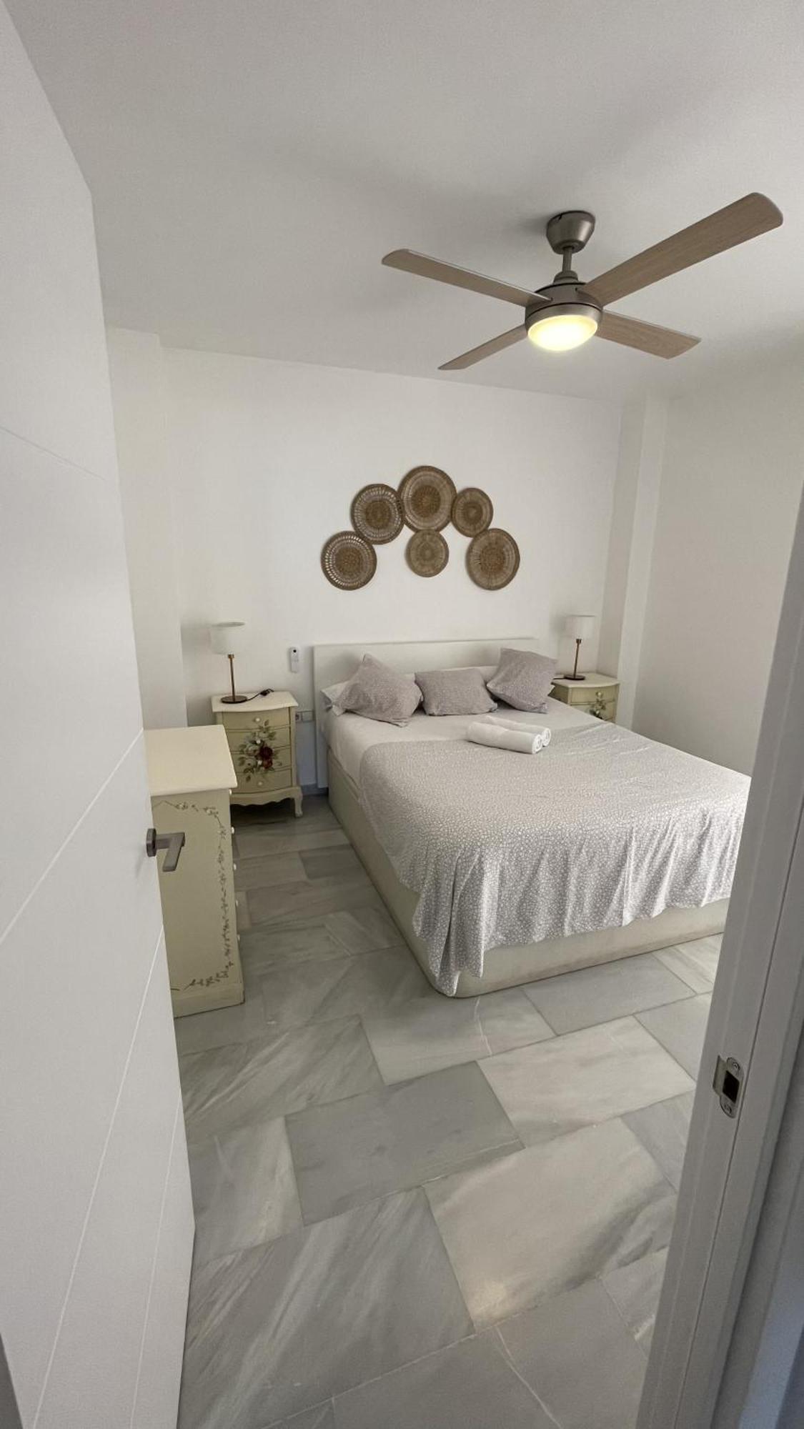 Fabuloso Apartamento A 50M De Playa Centrico Torre Del Mar Bagian luar foto
