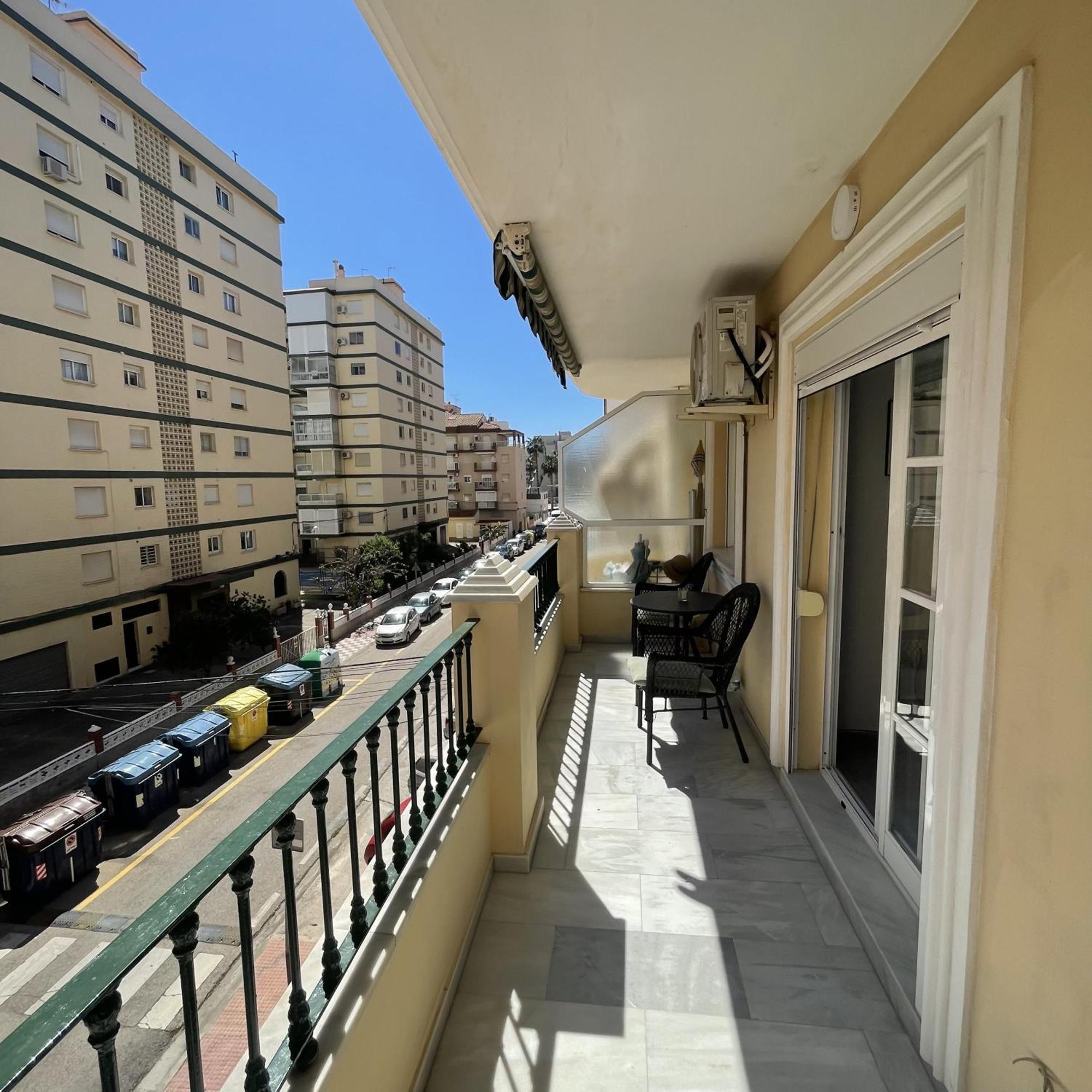 Fabuloso Apartamento A 50M De Playa Centrico Torre Del Mar Bagian luar foto